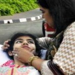 India provides aid to an ailing Pakistani girl1