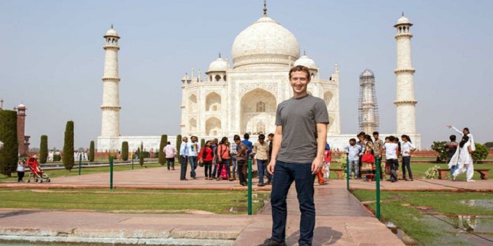 मार्क जुकरबर्ग पहुंचे भारत, ताजमहल देख हुए प्रभावित