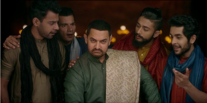 हल्के अंदाज में आमिर ने की शाहरुख की खिंचाई