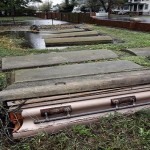 the dead Came out of grave