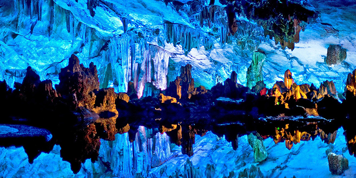 Reed-Flute-Cave,-China-(Guangxi)