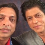 shahrukh khan kiss shoaib akhtar