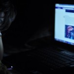 Girl-on-Facebook1