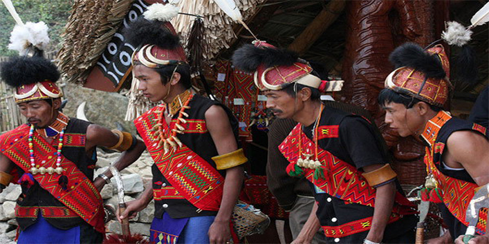 भारत-एक-ऐसा-देश-है-जहां-थोड़ी-थोड़ी-दूरी-पर-लोगों