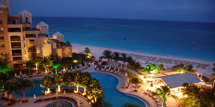 Ritz Carlton, Grand Cayman, pool at night