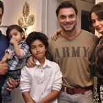 Salman-Sohail-With-His-Family