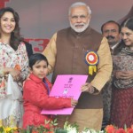 21modi-madhuri2