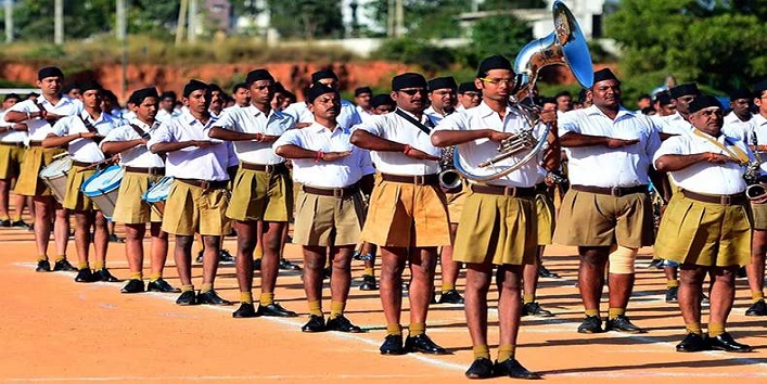 Swaminarayan idol gets RSS uniform in Surat- creates a row 1