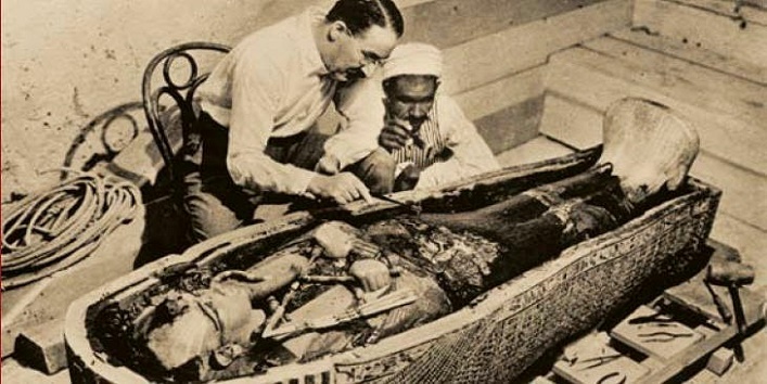 tutankhamunpharaohegyptian-pharaohnew-kingdom-new-empire-periodancient-egypt3