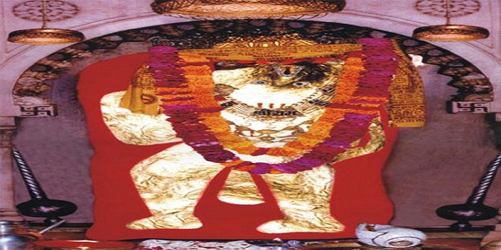 चमत्कारी मंदिर – देश के इन मंदिरों में आने वालों के संकट हरते है रामदूत हनुमान