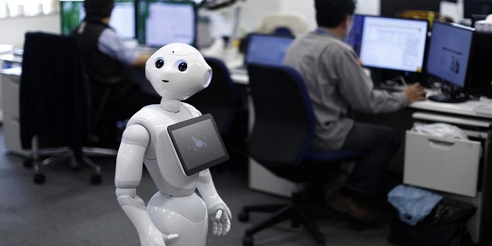 अब बैंको में आपकी समस्याओं को हल करेगा रोबोट