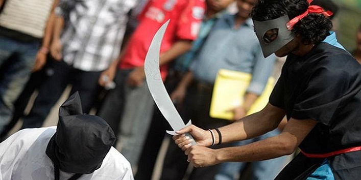 सऊदी अरब – मौत की सजा के तहत किया दो लोगों का सिर कलम