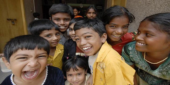 भारत के इस एक परिवार में हैं 54 बच्चे, रोज रात होती है गिनती