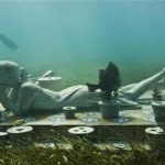 underwater_statues