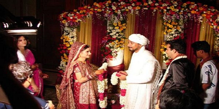 गुजरात में हिंदू रिवाज से होती है मुस्लिम शादियां 