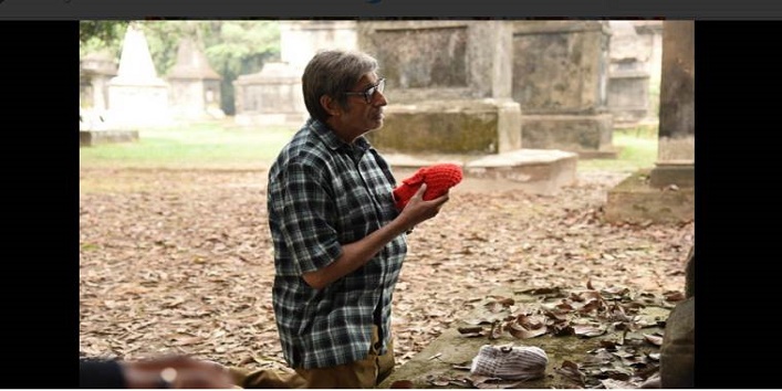 अमिताभ बच्चन को आखिर क्यों जाना पड़ा कब्रिस्तान
