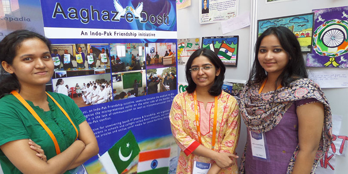 पाकिस्तानी लड़कियों ने बताई भारत के बारे में अपने देश की सोच