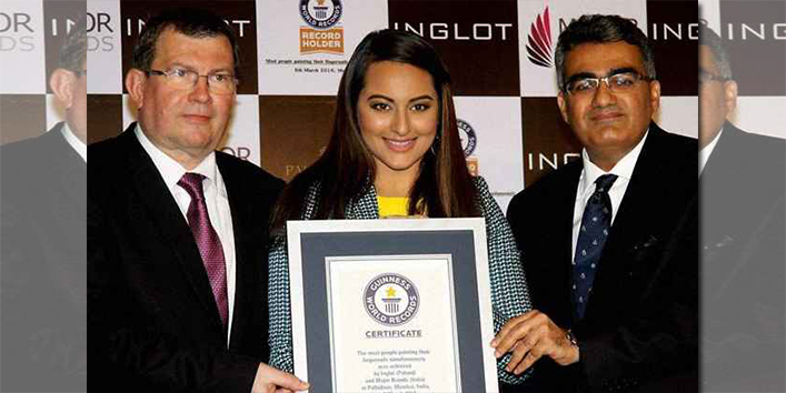 अभिनेत्री सोनाक्षी सिन्हा ने जीता गिनीज वर्ल्ड रिकॉर्ड्स का खिताब