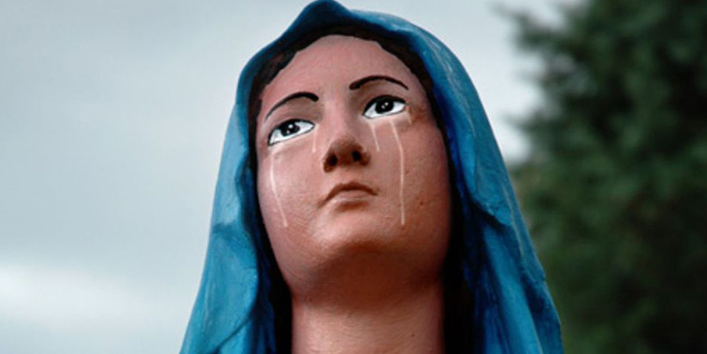 अमेरिकाः मौत की खबर पाने के बाद से रो रही है मूर्ति..